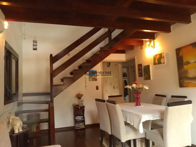 Imagem 3: CASA DA ENCOSTA Casa com 3 dormitórios