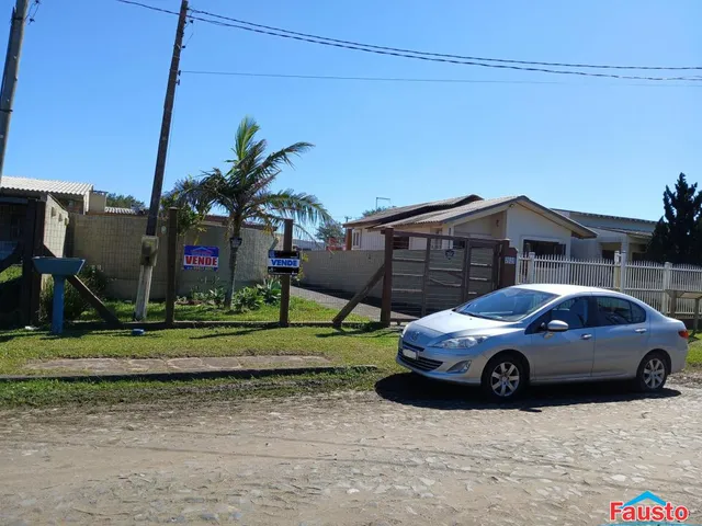 Imagem 2: Casa com 3 dormitórios próximo ao mar em Balneário Pinhal, confira!