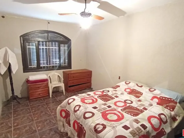 Imagem 9: Casa de alvenaria com 3 dormitórios mais uma suite