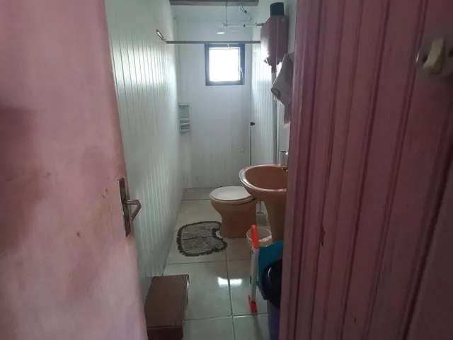 Imagem 11: Sobrado misto com 2 residências, 3 dormitórios, 4 banheiros