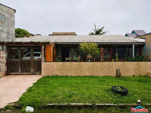 Imagem: Casa com 3 Dormitórios e 2 Banheiros Próximo