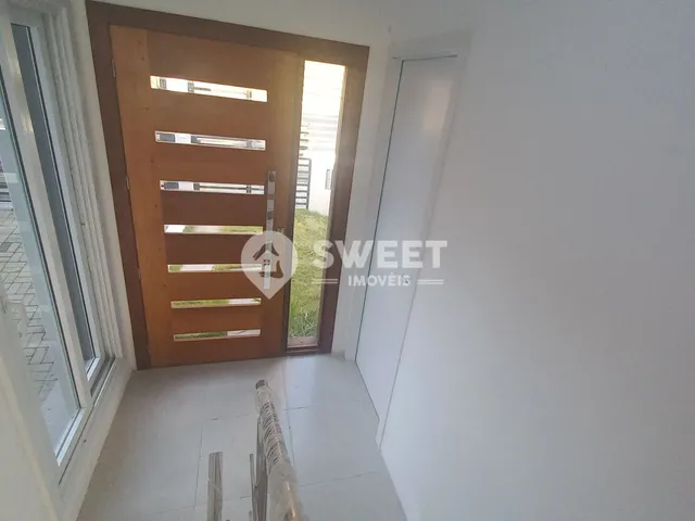 Imagem 1: CASA NOVA Casa com 3 dormitórios