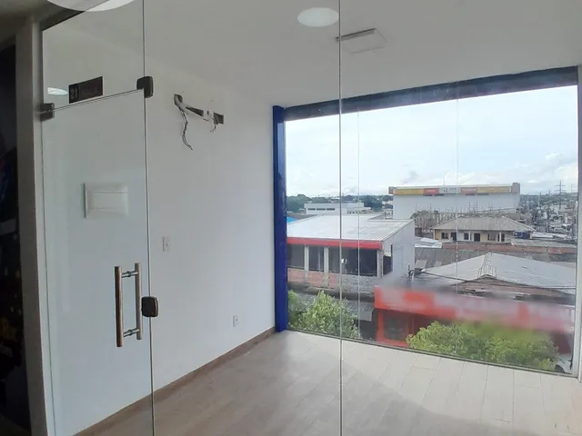 Imagem 2: SALA COMERCIAL em MANAUS - AM, PARQUE 10 DE NOVEMBRO
