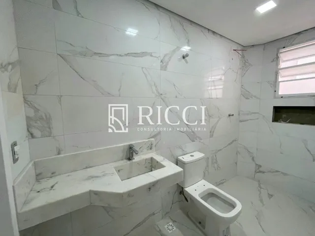 Imagem 10: Casa Duplex com 4 suítes à Venda na Aparecida