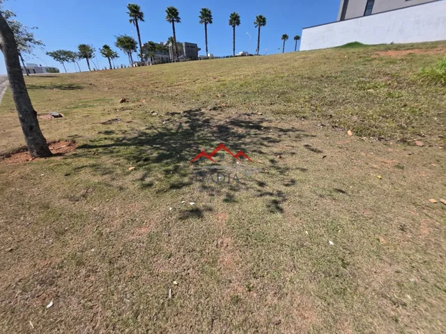Imagem: O terreno possui 459m² de Área Privada e está localizado