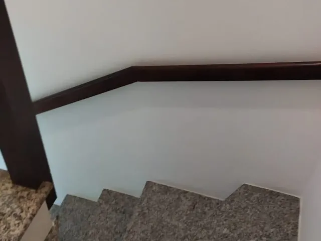Imagem 2: Casa com 4 Dormitórios com varanda na Santa Terezinha