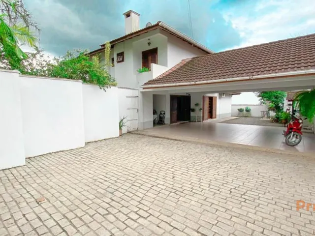 Imagem 13: Casa de Alto Padrão - 4 dormitórios - Área Nobre de Brusque