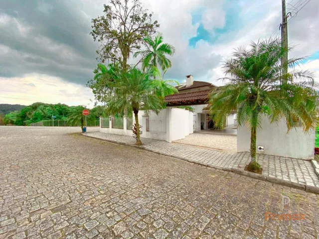 Imagem 16: Casa de Alto Padrão - 4 dormitórios - Área Nobre de Brusque