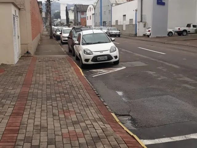 Imagem 3: TERRENO NO CENTRO DE BRUSQUE!!! MUITO BEM LOCALIZADO COM 415 M2