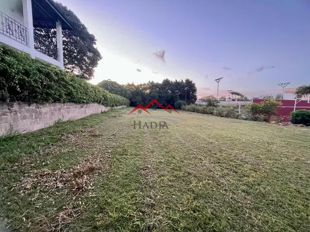 Imagem: Terreno Plano de 1.111 M² no Condomínio