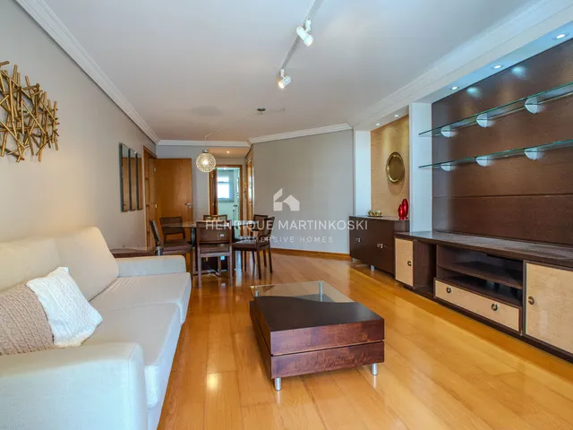 Imagem 11: More no Juvevê: apartamento face norte com 3 quartos e sacada gourmet