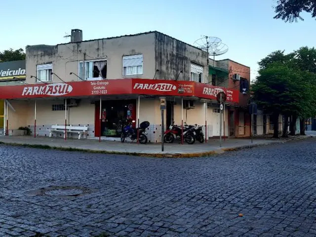 Imagem: Apartamento com 2 Dormitorio(s) localizado(a)