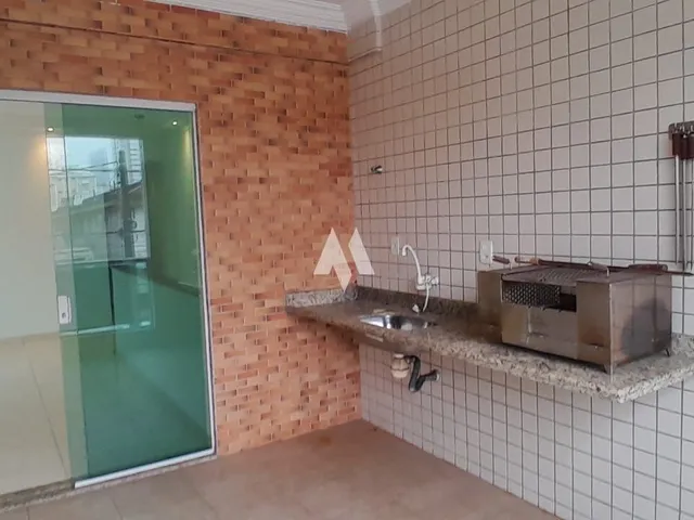 Imagem 3: Casa Sobreposta com 03 quartos (01 suíte) - Lavabo- Varanda Gourmet - Bairro Campo Grande