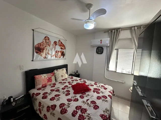 Imagem 5: Apartamento à venda com 2 dormitórios modernizado no bairro da Ponta da Praia em