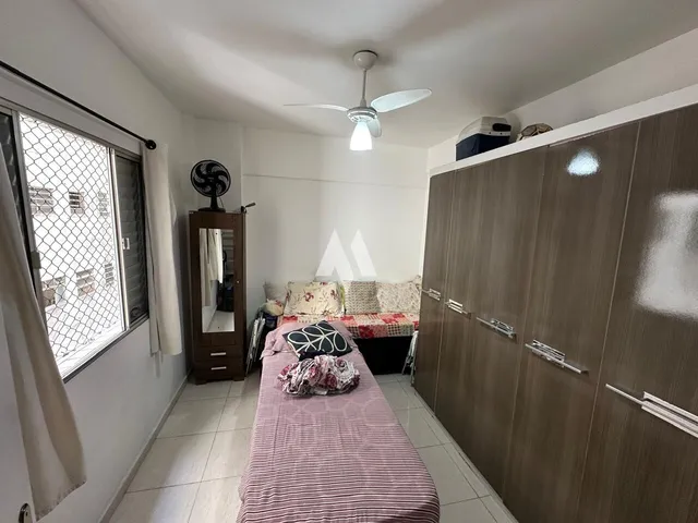 Imagem 8: Apartamento à venda com 2 dormitórios modernizado no bairro da Ponta da Praia em