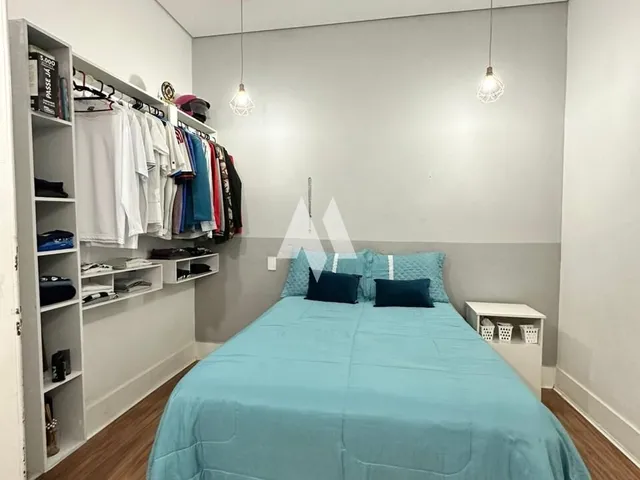 Imagem 13: Casa à venda com 2 dormitórios e quintal na Vila Mathias em Santos/SP