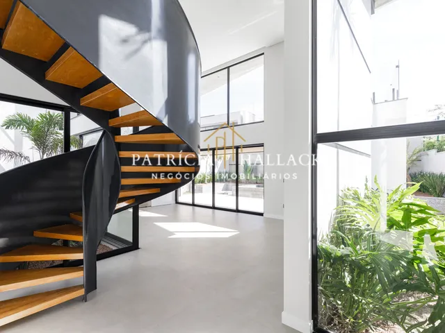 Imagem 9: Casa Alphaville 4 suites com piscina - Alto Padrão