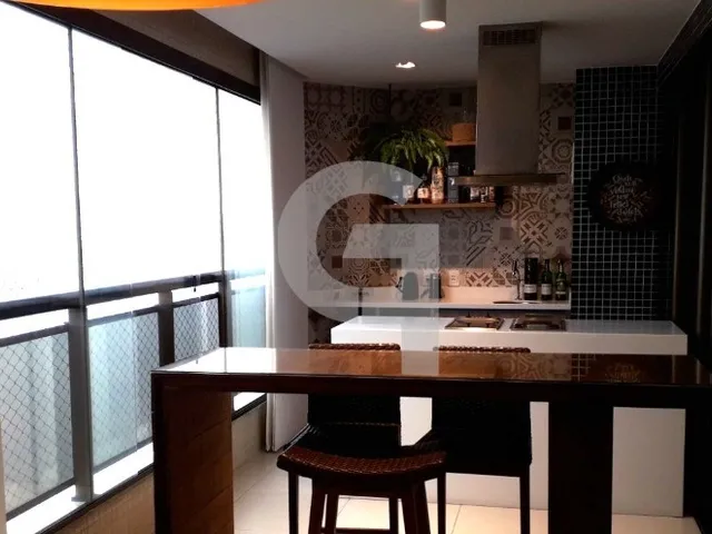 Imagem 1: Imperdível!! 3 suítes, closet, nascente, varanda gourmet e 3 garagens no Horto Florestal