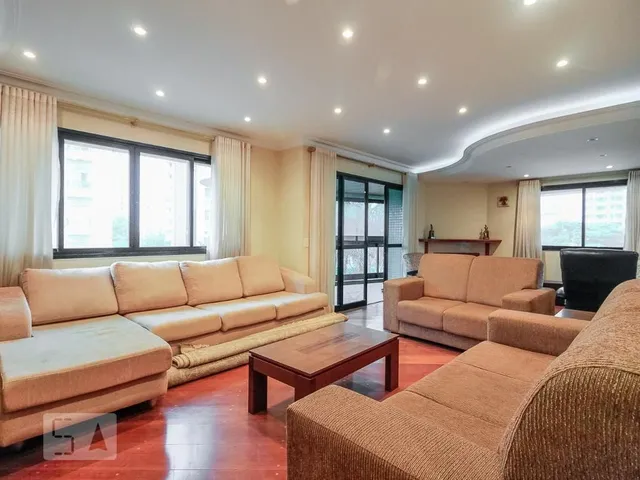 Imagem: O apartamento possui 4 Dormitórios, 2 Suítes, 4