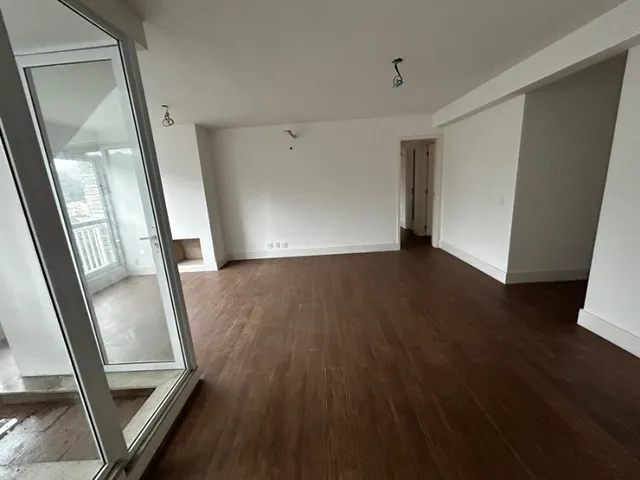 Imagem 13: Cobertura de luxo no Centro de Petrópolis-RJ: 4 quartos, 1 suíte, 3 banheiros, 2 vagas