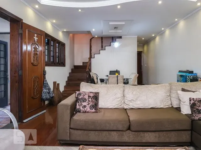 Imagem: Casa à Venda - Água Fria, 4 Quartos, 300