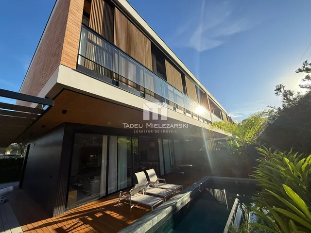Imagem: Casa em Praia do Estaleiro, Balneário Camboriú/SC