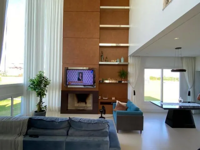 Imagem 5: Linda Casa, Quatro Quartos, Sendo Três Suítes, Mobiliada e Decorada. R$-1.600-Mil