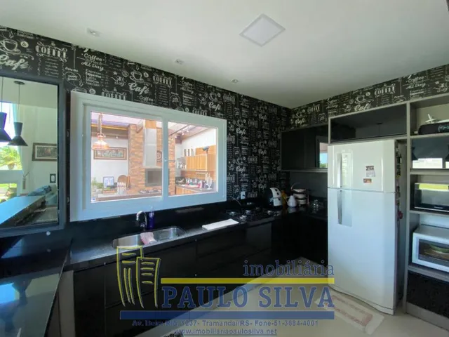 Imagem 11: Linda Casa, Quatro Quartos, Sendo Três Suítes, Mobiliada e Decorada. R$-1.600-Mil