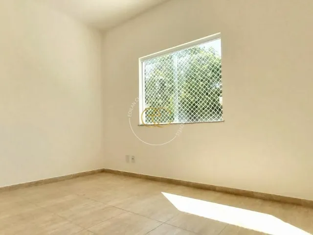Imagem 4: Casa solta com jardim e privacidade