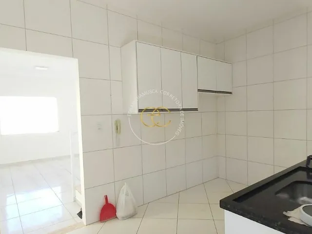 Imagem 6: Casa solta com jardim e privacidade