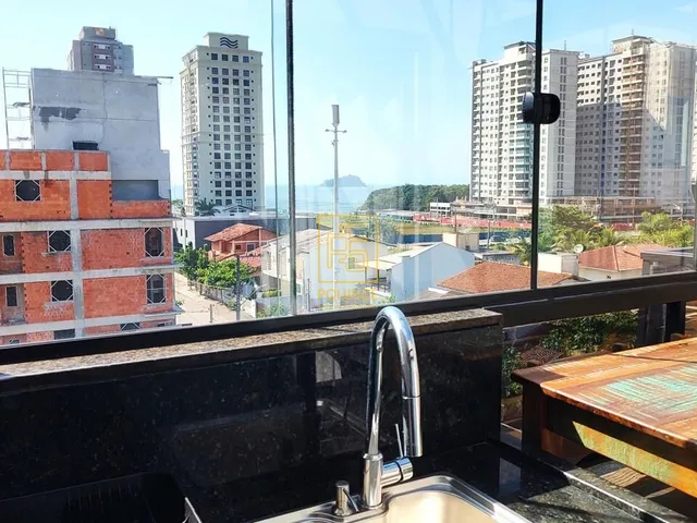 Imagem 13: Cobertura simi mobiliada com vista para o mar em Balneário Piçarras