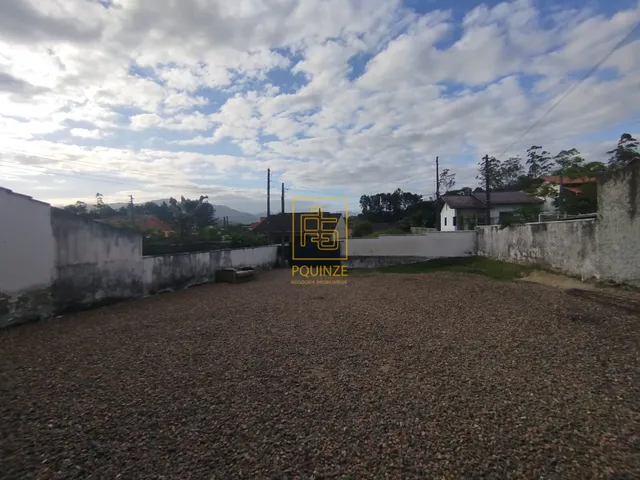 Imagem 10: Casa com amplo terreno