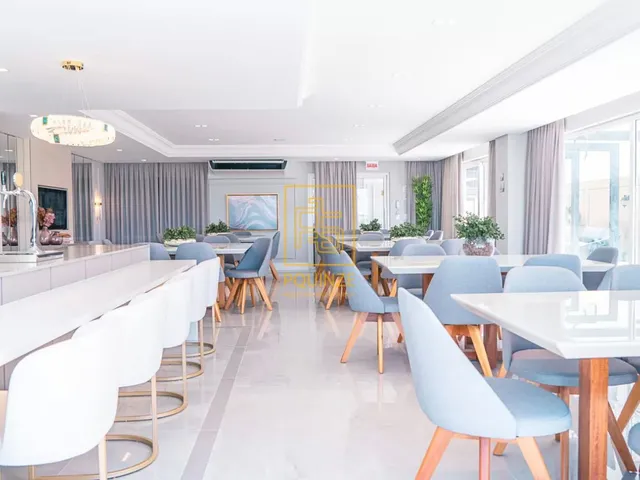 Imagem 13: Viva de frente para o mar em um apartamento com 140m²