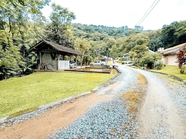 Imagem 3: Excelente sítio em Timbó com 3 casas e estrutura de lazer completa