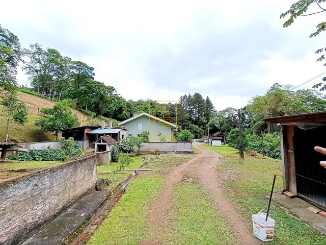Imagem 6: Excelente sítio em Timbó com 3 casas e estrutura de lazer completa
