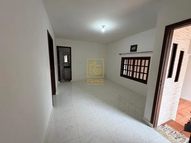 Imagem 9: Casa com amplo jardim no bairro Quintino em Timbó