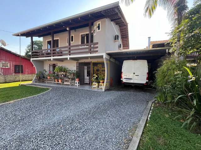 Imagem: Casa de 4 dormitórios no bairro Imigrantes