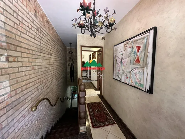 Imagem 9: Casa de condomínio com 800 m², 4 suítes, adegas e piscina aquecida com hidromass