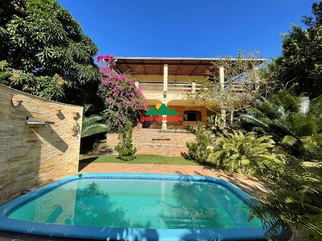 Imagem 2: Chácara de 406,75m², com 04 suítes, deck com churrasqueira e piscina em Mulungu
