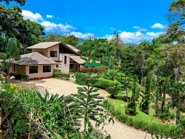 Imagem: Chácara com casa duplex de 250m² em uma