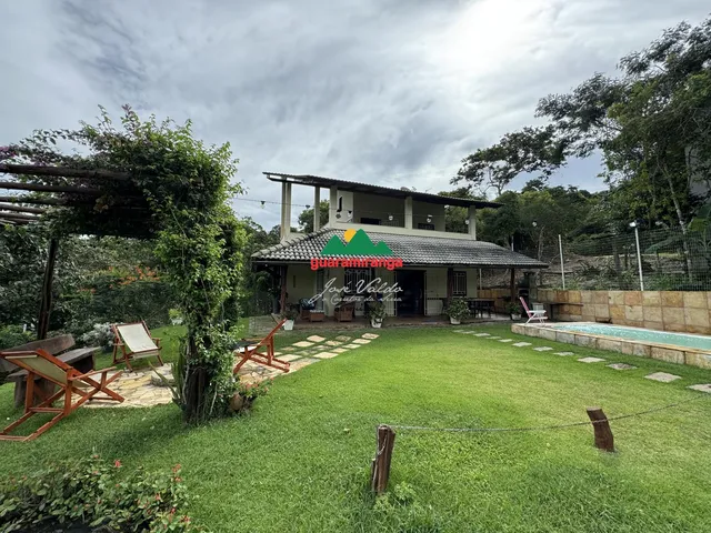 Imagem 11: Casa em condomínio informal com 3 quartos sendo 2 suítes, piscina aquecida e lar