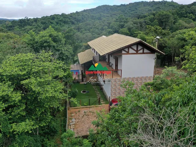 Imagem 2: Casa em condomínio informal com 4 suítes, piscina aquecida e lareira em Mulungu