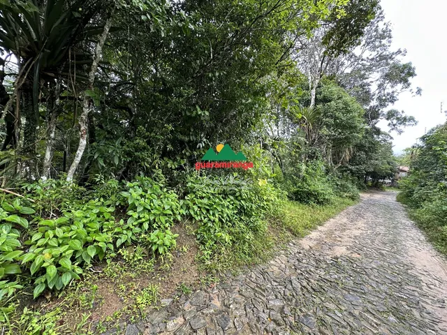 Imagem: Gleba com 1.272,14m², poço profundo, acesso