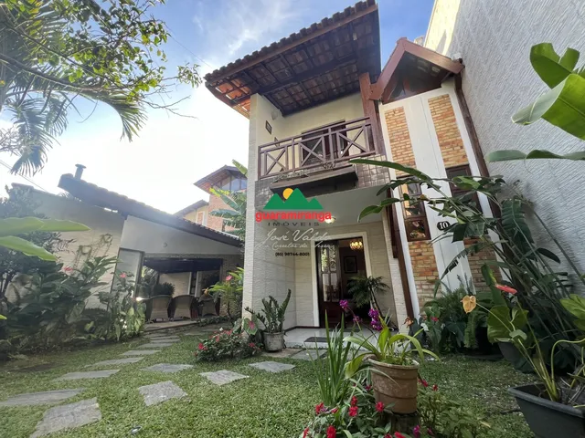 Imagem: Casa mobiliada em condomínio, com varanda