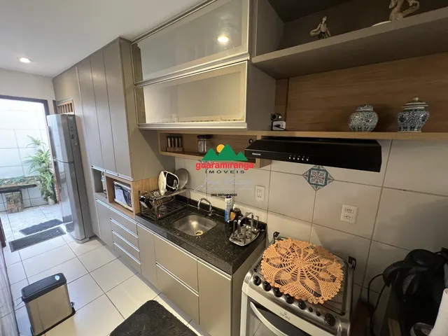 Imagem 7: Casa mobiliada em condomínio, com varanda, deck com churrasqueira e lavabo em Gu