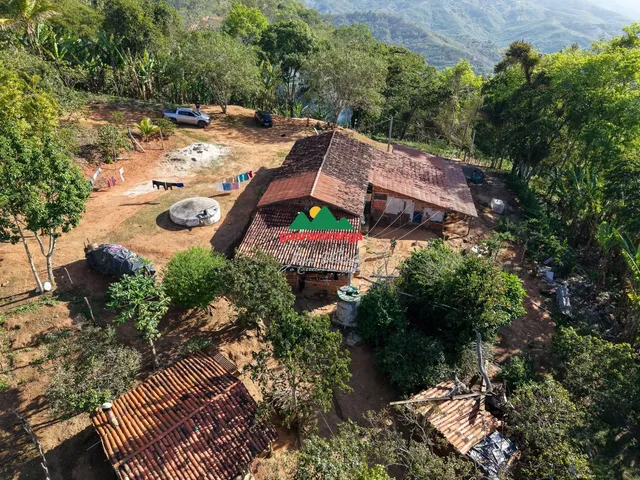 Imagem 10: Sitio com 5,16 ha com duas casas para reforma, área plana e vista panorâmica em