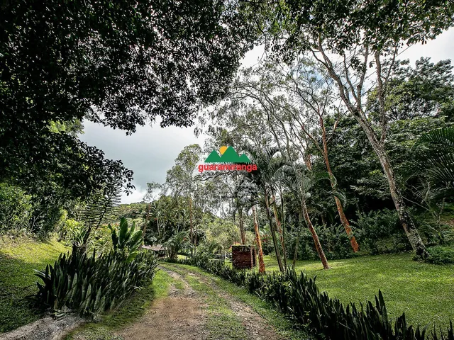 Imagem 5: Sítio exclusivo com duas casas de madeira em meio ao verde da serra de Pacoti