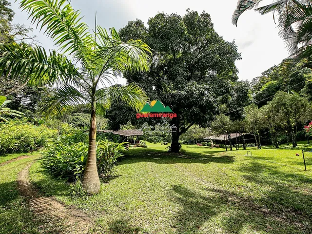 Imagem 14: Sítio exclusivo com duas casas de madeira em meio ao verde da serra de Pacoti