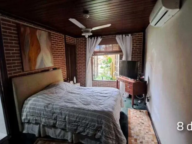 Imagem 1: Abaixou!!!! Vende-Se, Linda Casa de 120M2 com Quintal em Vargem Pequena!!!!