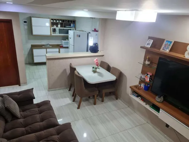 Imagem 2: Casa em Rio de Janeiro, Cascadura, com 2 quartos